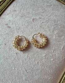 Hoops со циркончиња